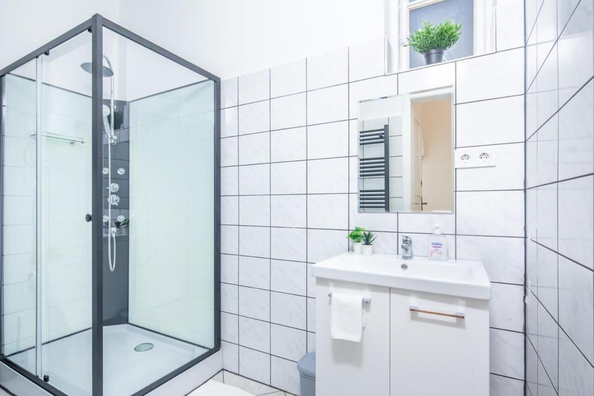 Very Central Convenient Flat Budapest Extérieur photo