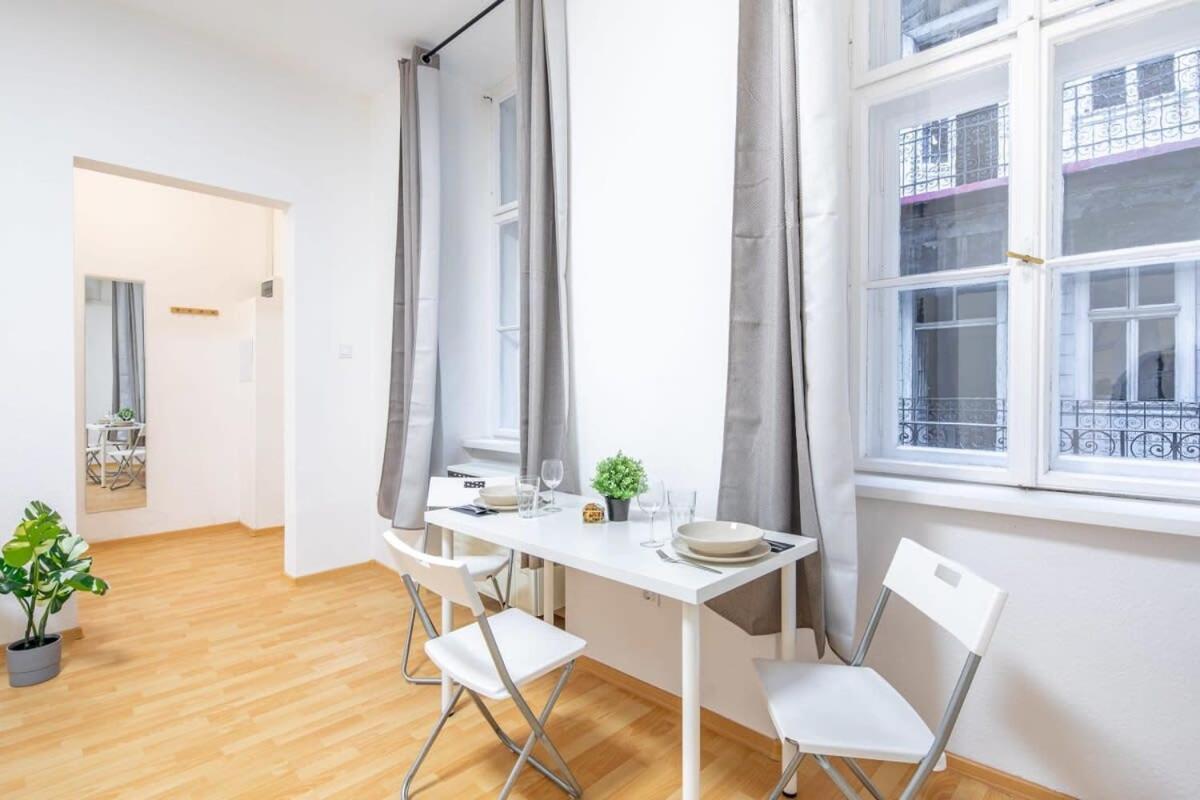Very Central Convenient Flat Budapest Extérieur photo